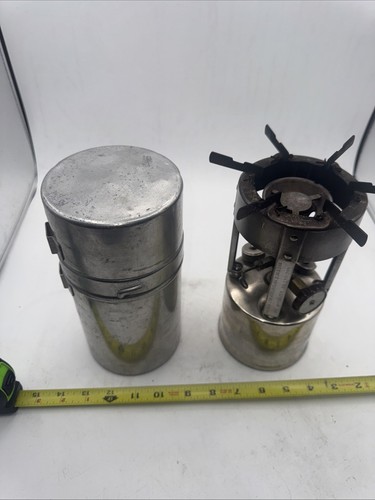 VTG Coleman Camping Stove Model 530 A46 With Case - Picture 16 of 20