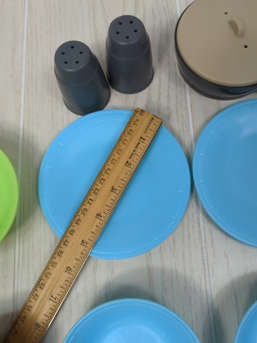 Step 2 play kitchen dishes pan utensils blue plates bowls spatula shakers - Picture 4 of 16