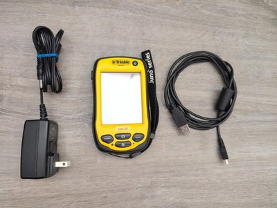 Trimble TNJ32 Juno 3D Handheld Data Collector  W/ Charger, data cable