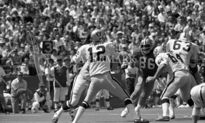 DJ7 Kenny Stabler The Snake Oakland Raiders 8x10 11x1416x20 24x36 Photo