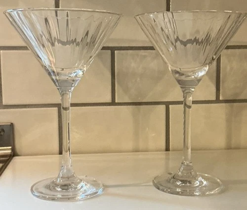 Lot - 2 Marquis By Waterford Vintage Collection Optic Crystal Martini Glasses EC