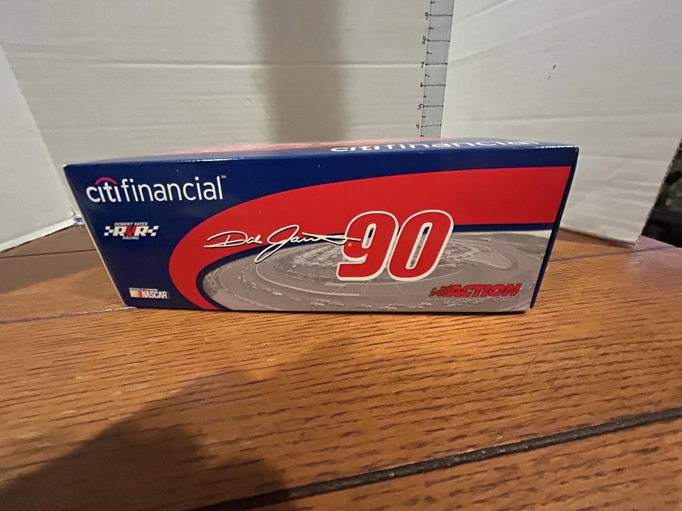 Coche Action Dale Jarrett 2005 Citifinancial #90 escala 1/24 nuevo en caja Foto 4 de 4