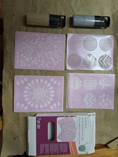 Sculpey  Clay Silk Screen Kit. New! 14 designs and 2 x 32.5ml screen paints.