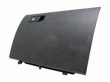2015 Volkswagen Passat Glove Box 1572003
