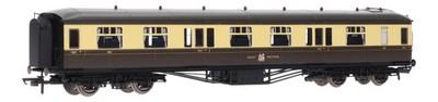 R4505 Hornby Spurweite OO Hawksworth 1. Klasse Reisezugwagen 8001 GWR (gebraucht)