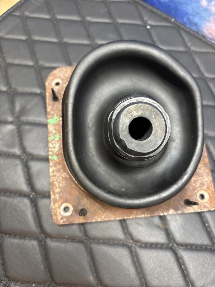 Chevy Colorado/GMC Canyon 2004-2012 manual 5 velocidades montaje en piso arranque de cambio Foto 3 de 4