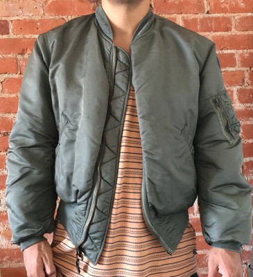 U S Military Flying Man S Intermediate Ma 1 Large Alpha Industries 1965 Ebay