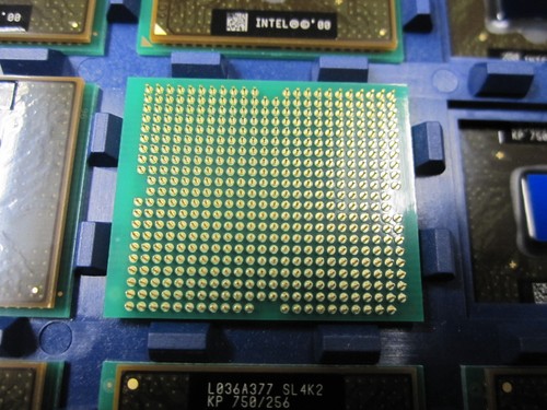 Vintage & NEW Intel Pentium III 750 u-PGA Mobile KP80526GY750256 SL4K2 SL53P - Picture 2 of 3