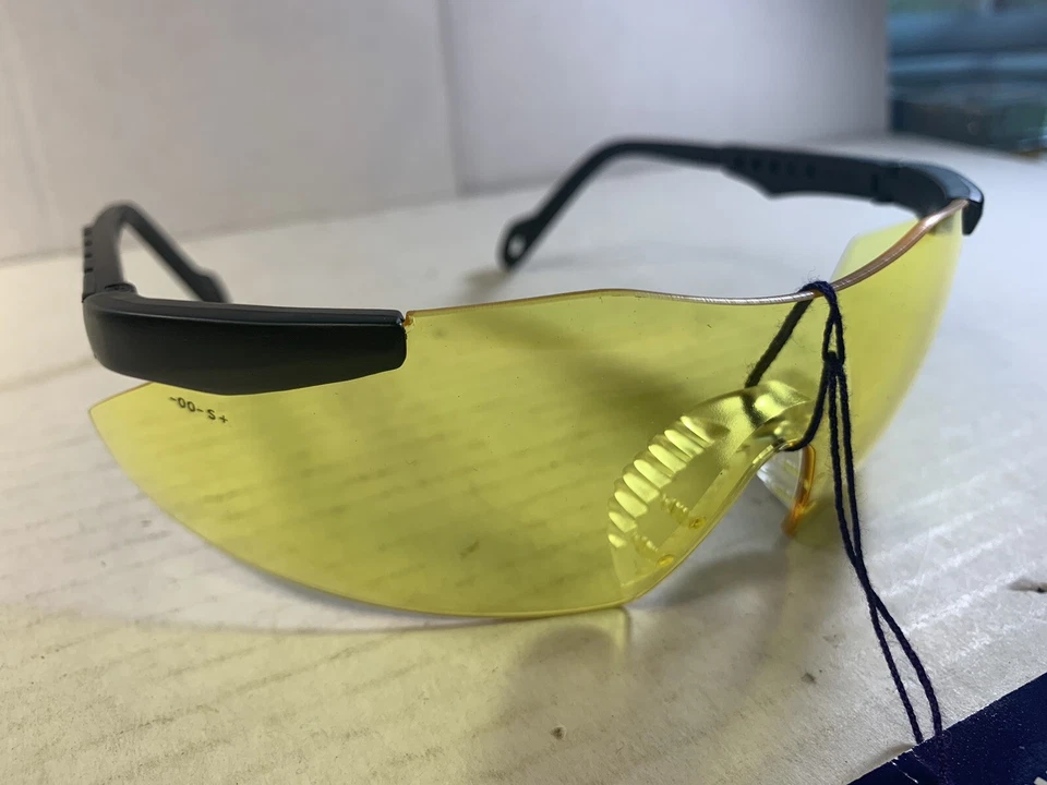 NEW Smith and Wesson Safety Yellow Lens Glasses Z87 Mini Magnum ANSI With Tags - Image 3 of 4