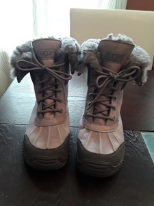 ugg australia adirondack