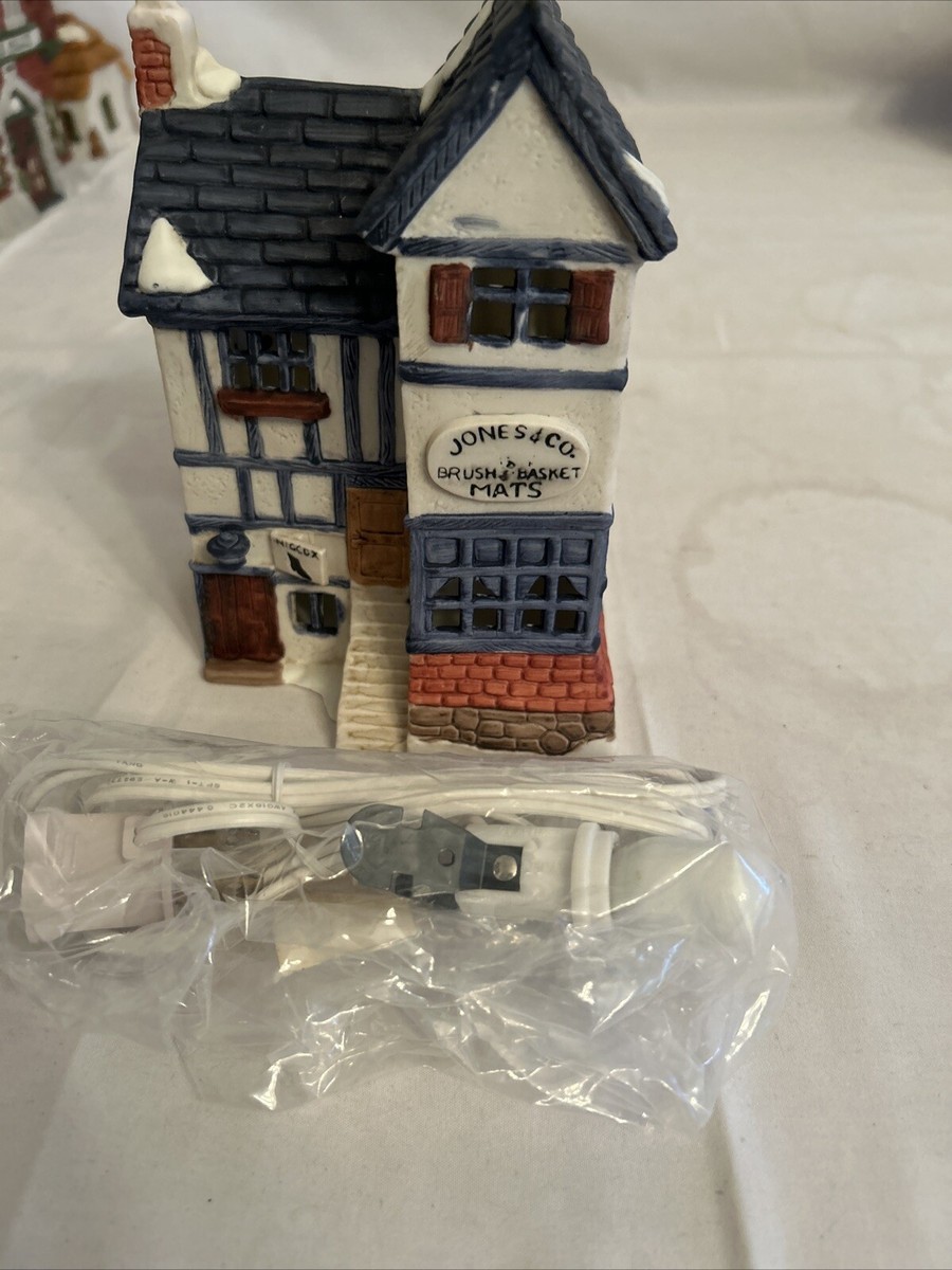 DEPARTMENT56｜HERTAGE VILLAGE COLLECTION Department 56 the Original Shops of Dickens Village - Set of Seven