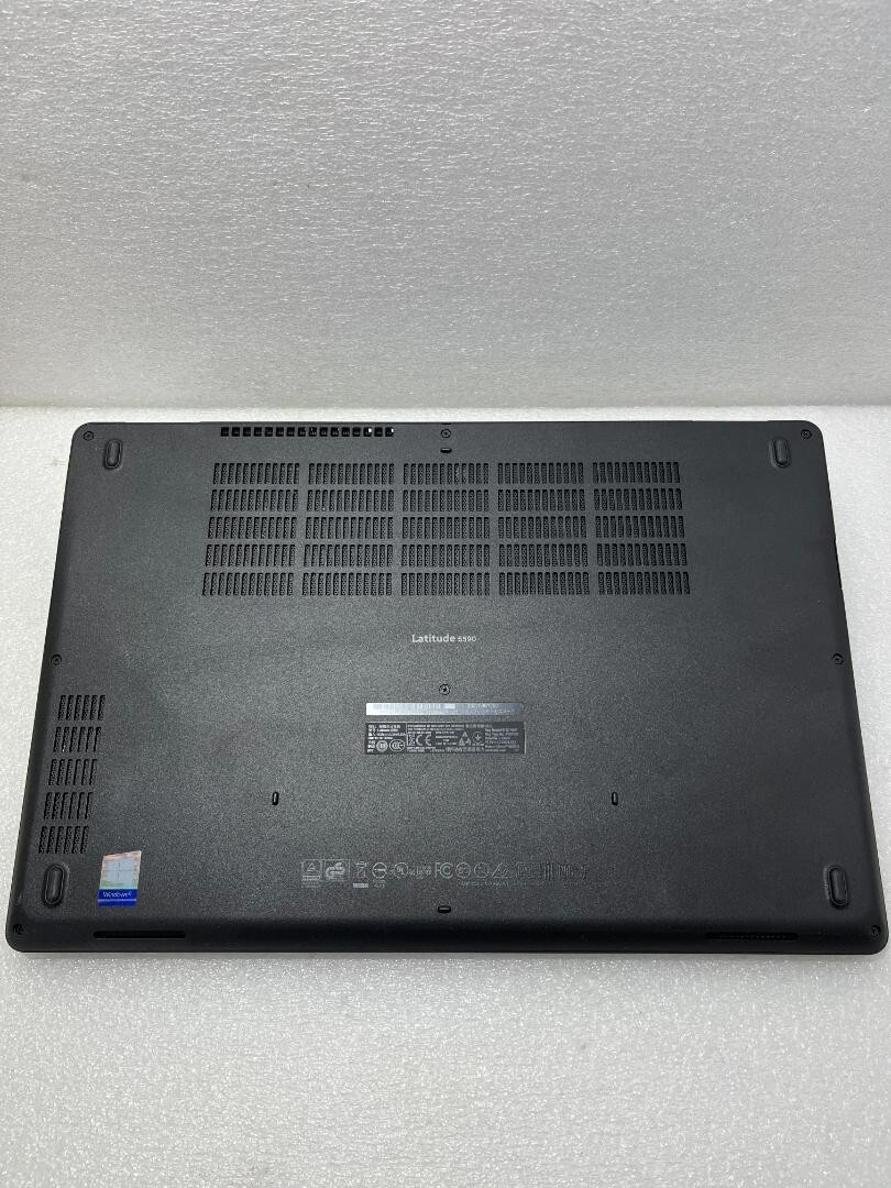 内蔵型SSD Dell Latitude 5590 | Core i3-8130 | 128G 内蔵型SSD Dell Latitude 5590 | Core i3-8130 | 128G ノート
