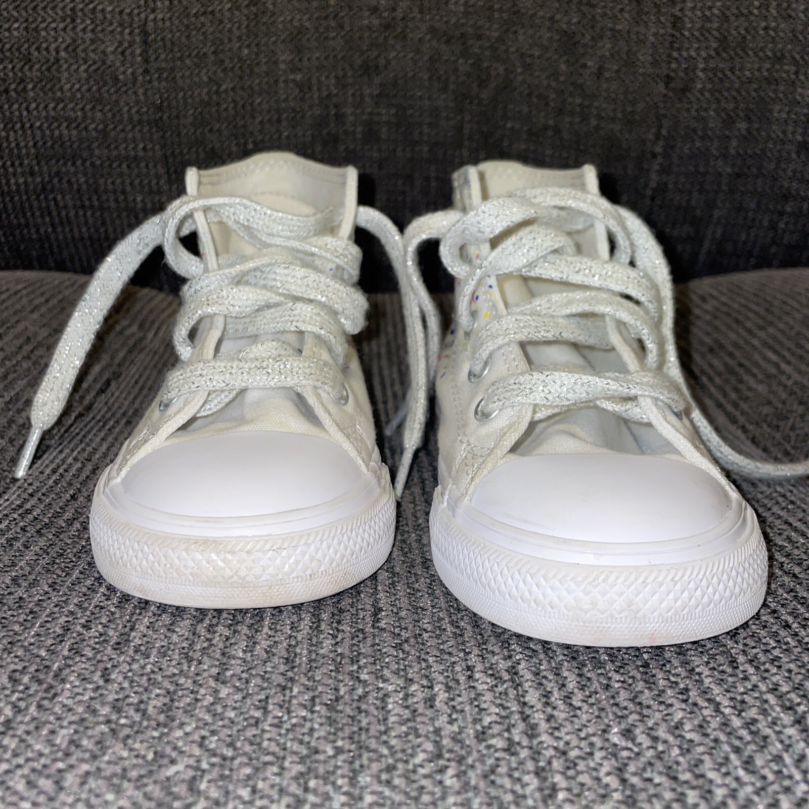 Converses - image 4