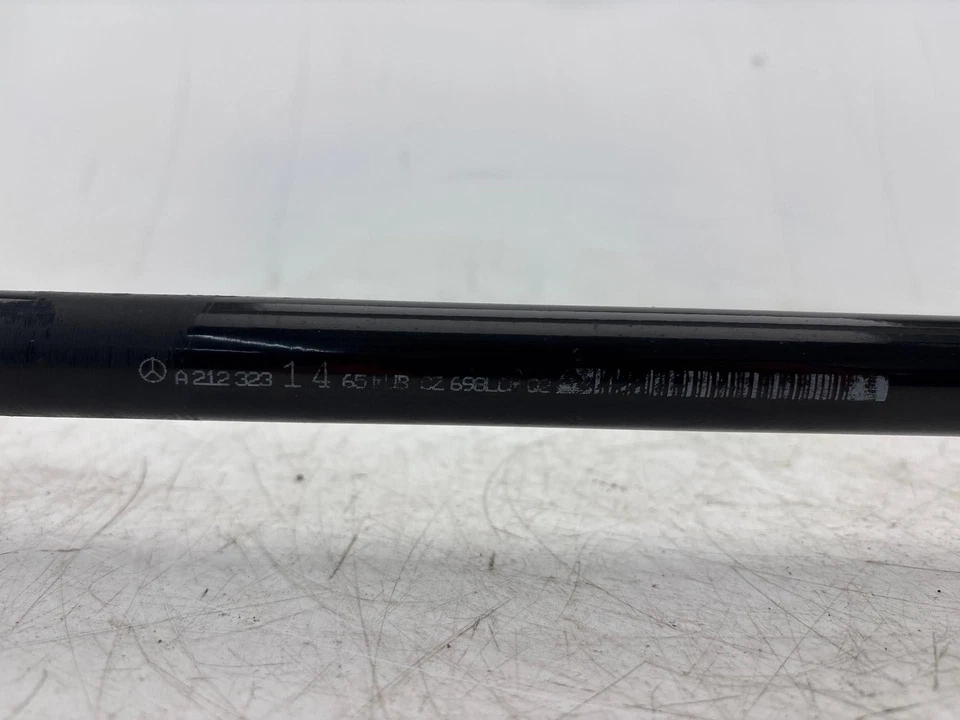 Barra estabilizadora delantera Mercedes-Benz W212 E350 2010-2016 AWD fabricante de equipos originales Foto 3 de 4