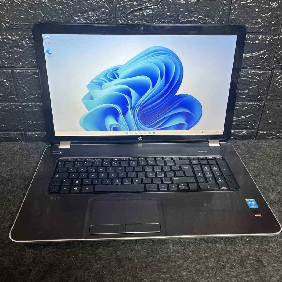 Notebook Hp 250 G3 17p(Intel Core I5 12gb Ram Ssd 500gb,radeon) Winows 11 Home - Immagine 2 di 4