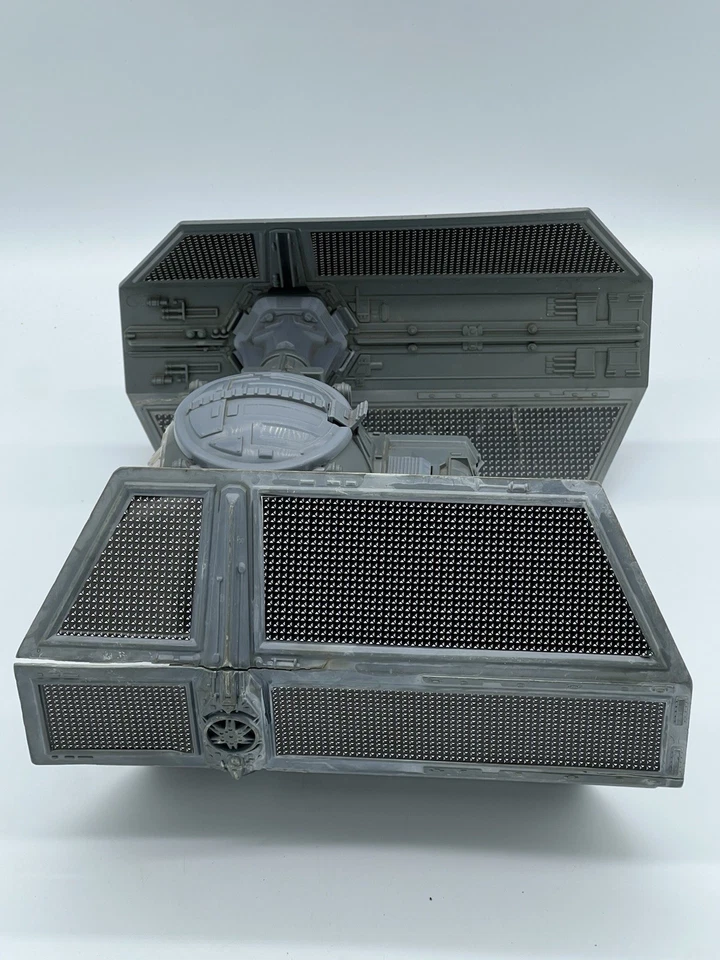Darth Vader TIE Fighter Vehicle Star Wars Kenner 1978 Fully Working - Image 4 of 4