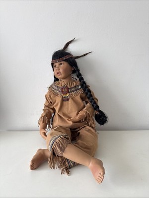 Ashton Drake Galleries Bright Feather Vinyl 42 cm Indianer Mädchen Puppe