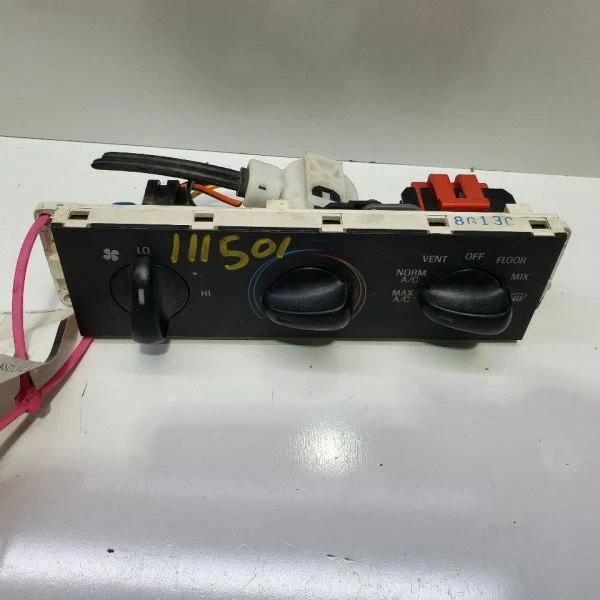 1994-2000, Ford Mustang, Controle de Temperatura AC, PN: YL5H-19E764-A  - Imagem 3 de 4