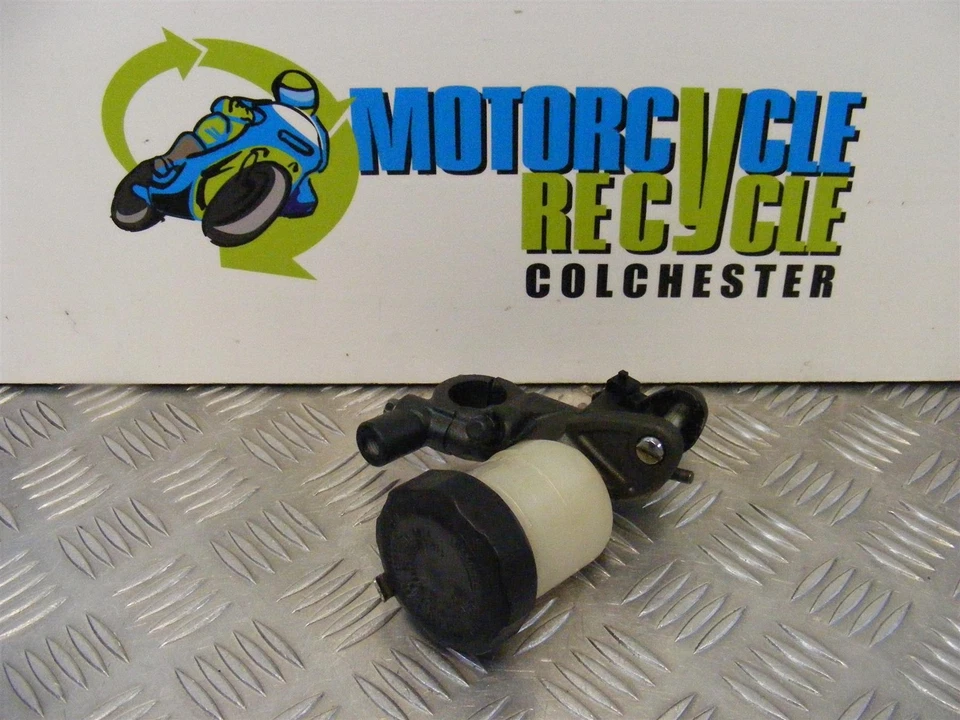 Cilindro maestro de freno delantero Honda CB 1000 R 2008 a 2016 CB1000R B027 Foto 3 de 4