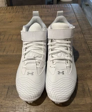 NEW Under Armour Harper 7 Mid RM Youth Size 5.5 White Baseball Cleats NO BOX