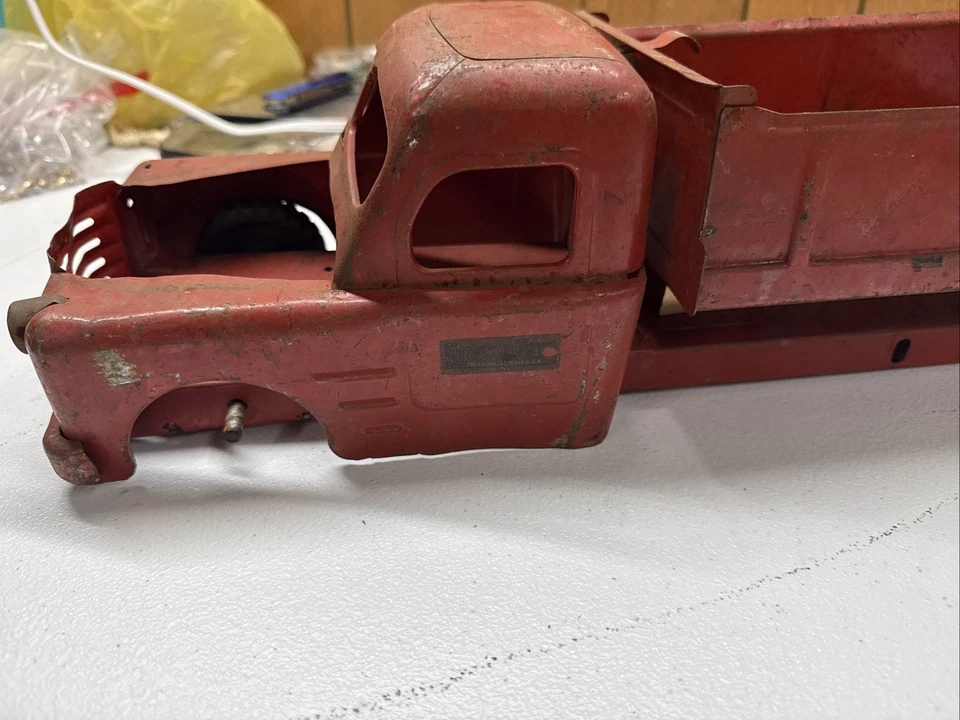 1960s Vintage Parts Structo Metal Dump Truck For Restore 19” - Image 3 of 4