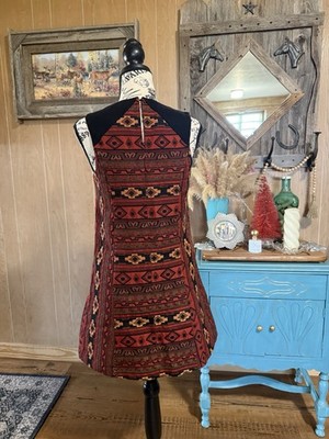 BCBGeneration Jacquard Tribal Print V Neck Lined Dress Size 2