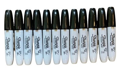 Sharpie Chisel Tip Broad Pt  Permanent Markers Black   12 Markers  New
