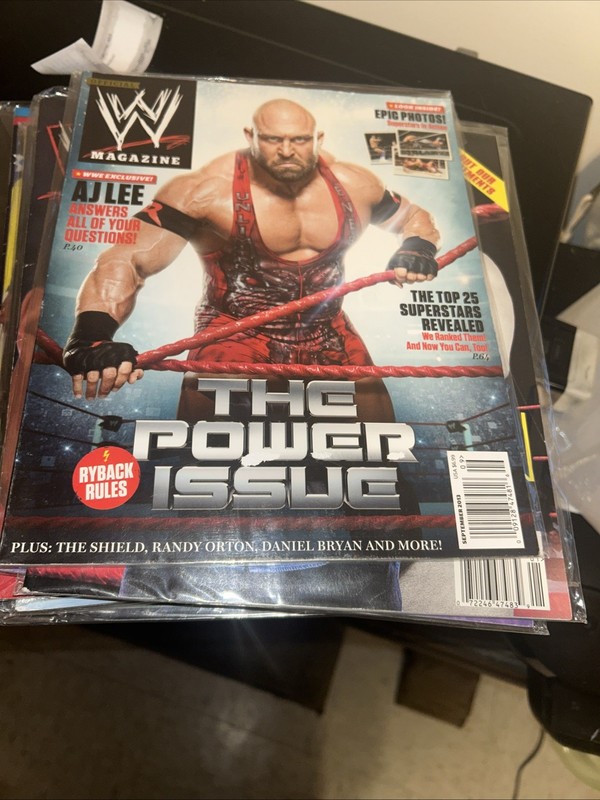September 2013 WWE Magazine Ryback