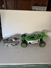 VINTAGE Kyosho Inferno mp7.5 Nitro Buggy 1/8 Scale Unte No remote