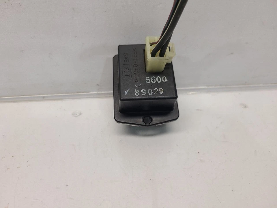 Резистор двигателя вентилятора 2007-13 Suzuki SX4 (хэтчбек) *ТОЛЬКО* - автоматическая температура - Изображение 3 из 4