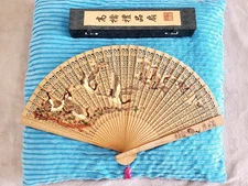 Chinese-style Wooden Decorative Folding Hand Painted Hand Fan in Original Box 
