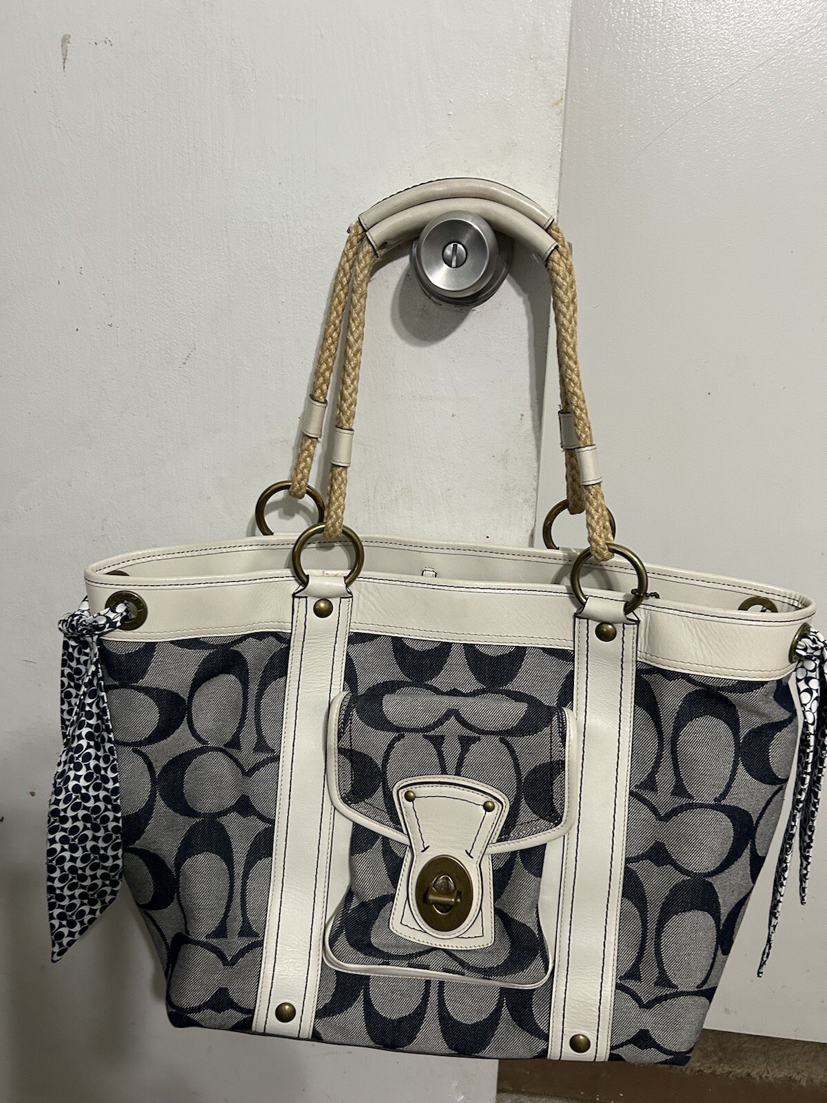 Coach Resort Signature Denim/White XL tote Gem