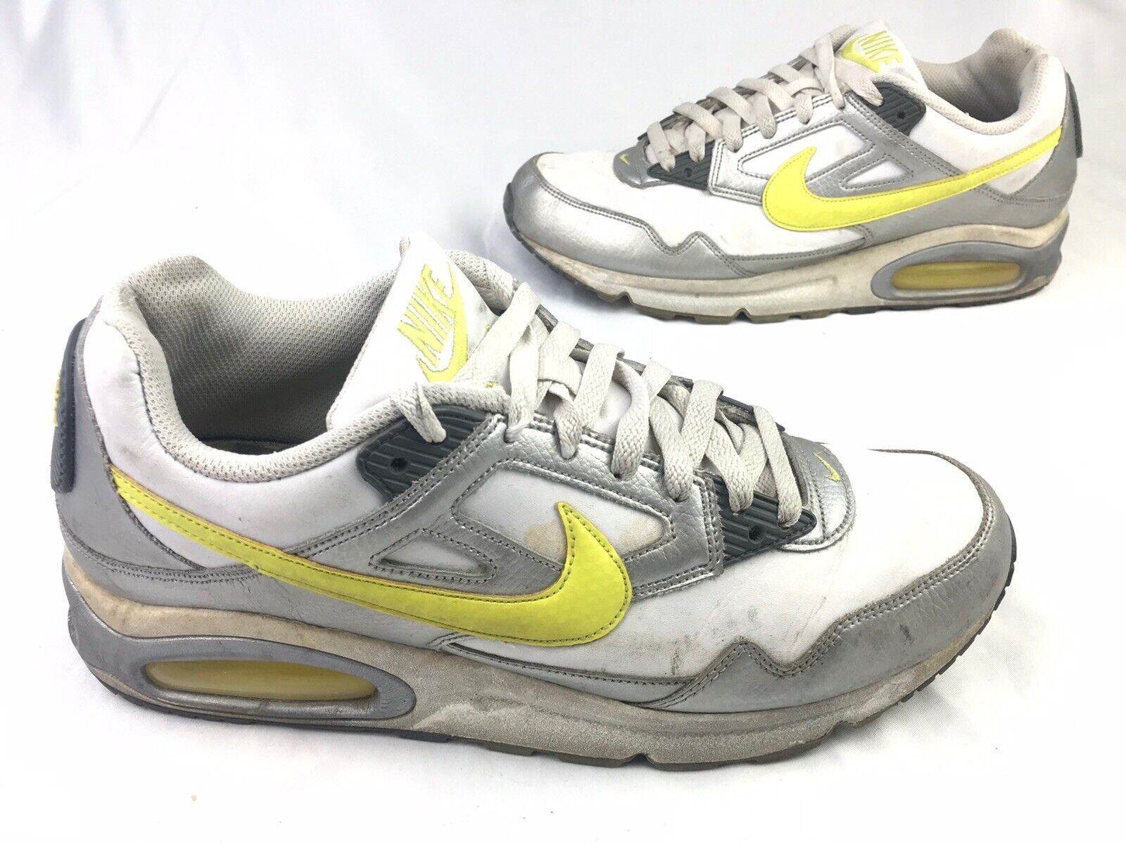 Nike Air Max Skyline Gray/White Running Shoes Wom… - image 3