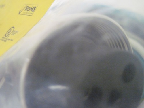 Turck P-PWR-GKDFV 32-3M/14.5/NPT 3x12 Awg wire 3 Pole Female 1/2-14 NPT - Picture 8 of 8