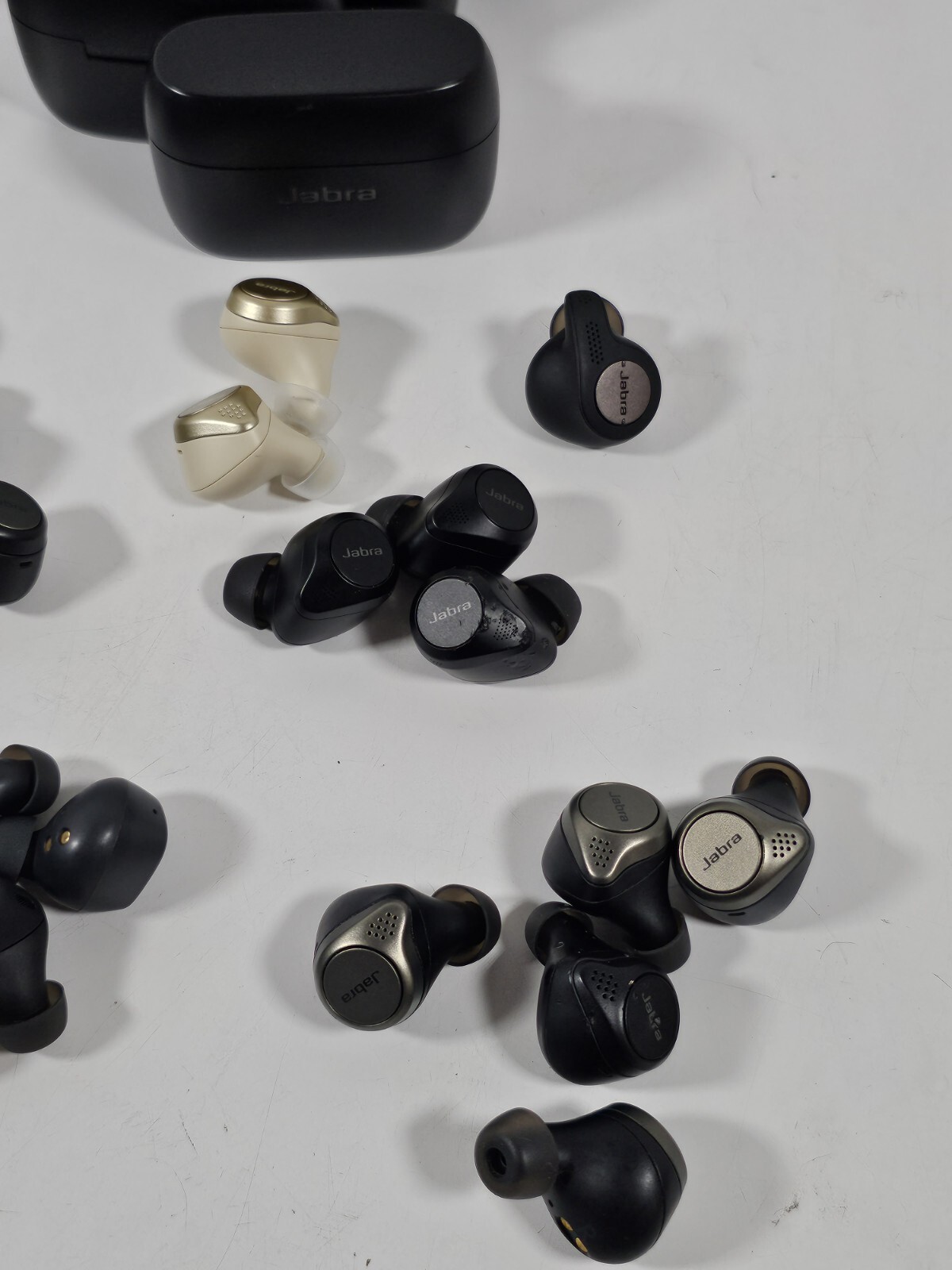 Jabra Elite Wireless Earbuds & Cases For parts not working Lot eBay