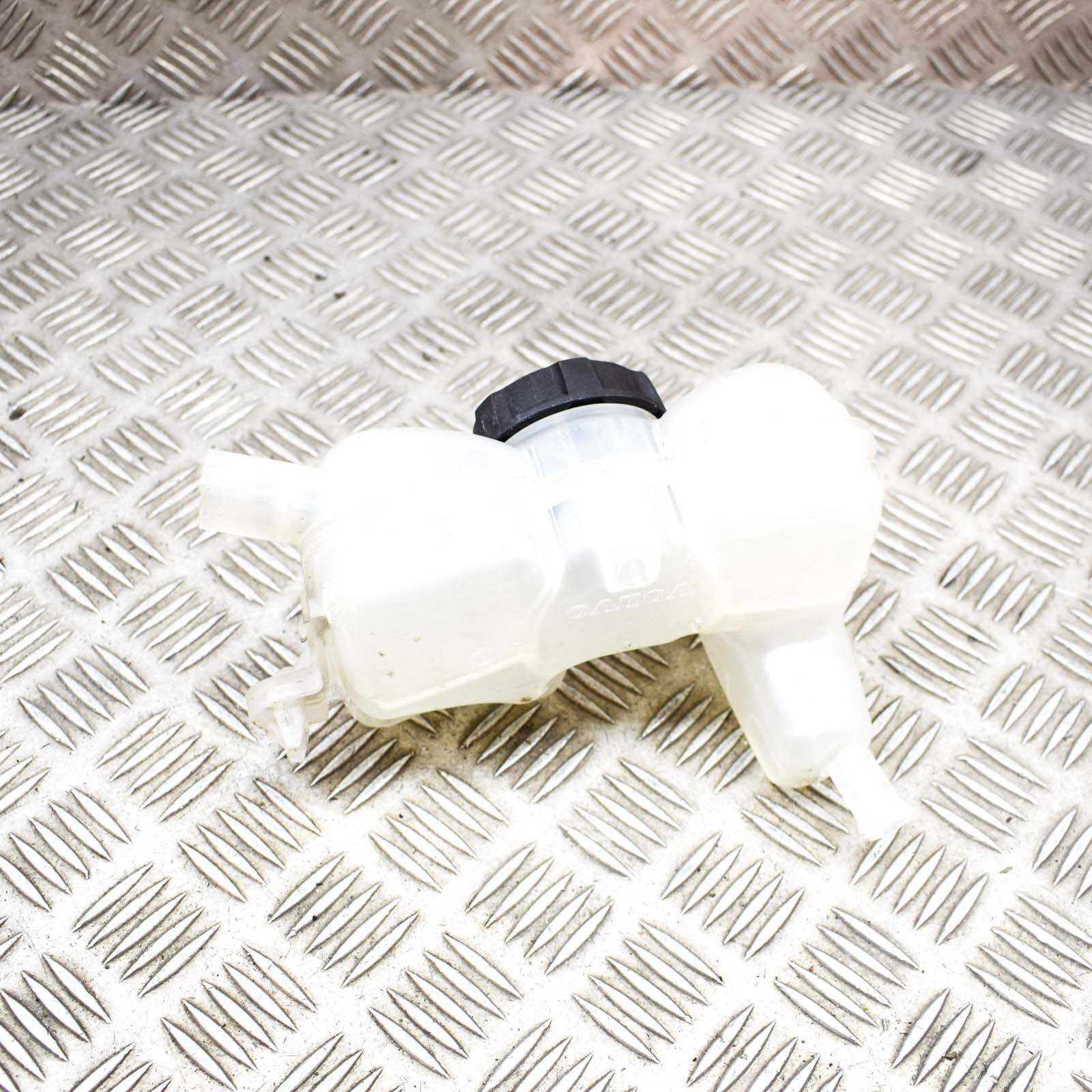 VOLVO XC90 MK2 T8 Vase d'expansion liquide refroidissement 31338409