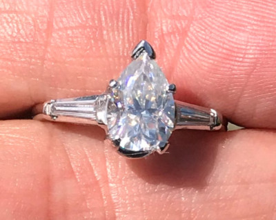 3,00 ct IGI-zertifizierter im Labor gezüchteter Diamant-Verlobungsring im Bir...