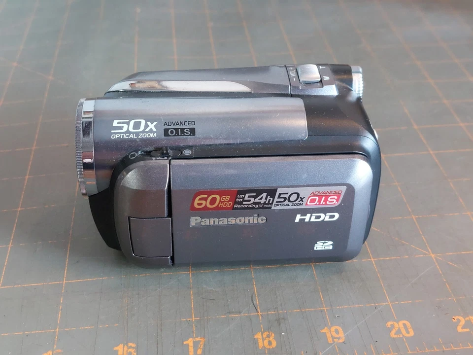 Panasonic SDR-H60P 50x HDD Camcorder Video Digital Camera w/ Battery - Image 3 of 4