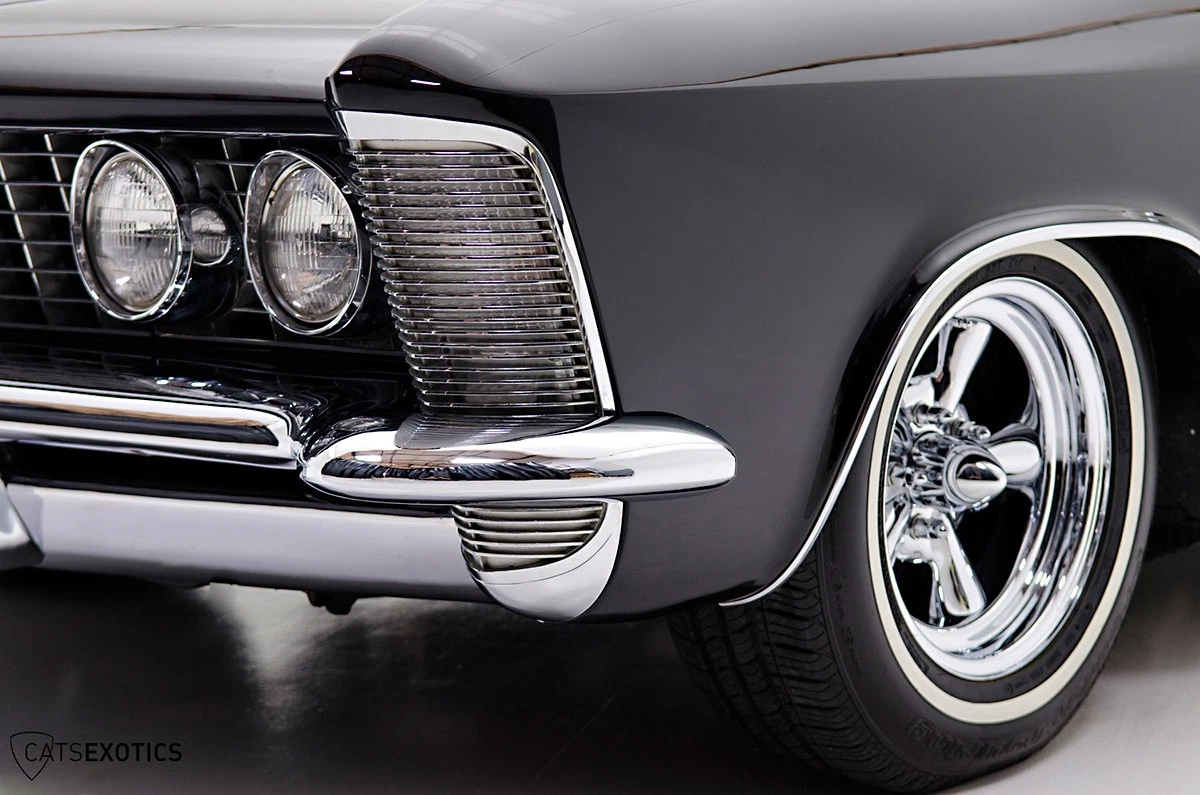 1964 Buick Riviera, Sharp as a Thorn
