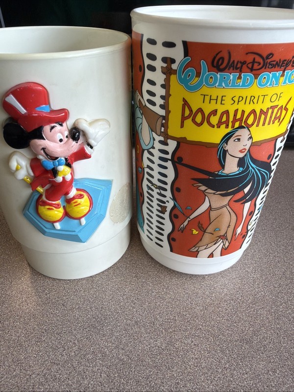 Lot Of 2 Walt Disney’s World On Ice Plastic Cup Vintage Late 80s Early 90s 3D!