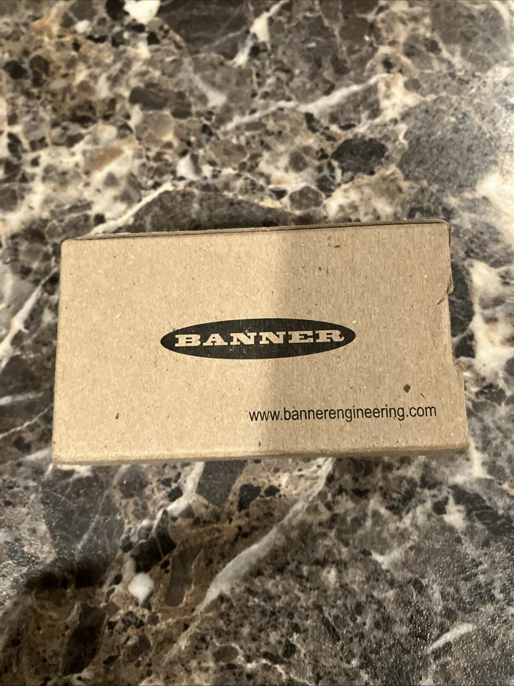 Banner Engineering M18GRY2PQ Proximity Sensor NEW - Image 4 of 4