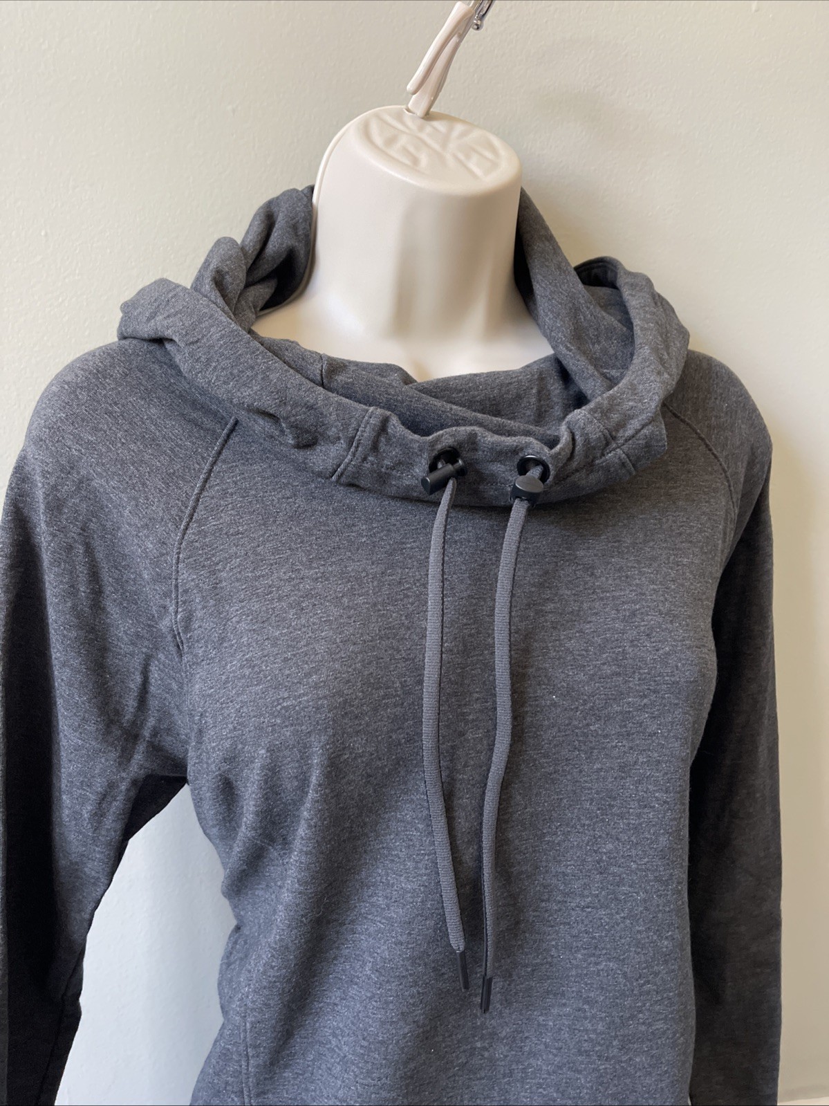Athleta Women’s Gray Pullover Performance Crawl N… - image 3