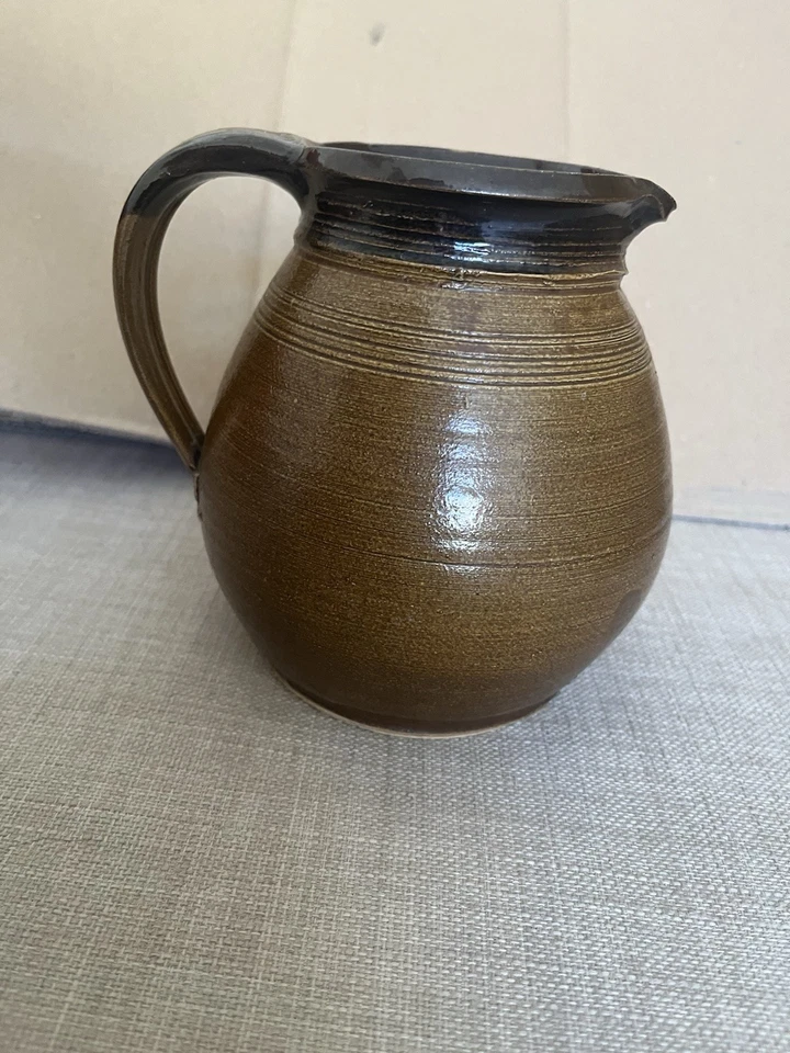 Kleine schöne braune Vase Krug Keramik ca. 13,5 cm  hoch