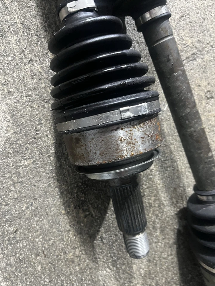 06-11 HONDA CIVIC SI 2.0L - JUEGO DE EJES K20Z3 EJES - IZQUIERDA Y DERECHA - OEM Foto 2 de 4