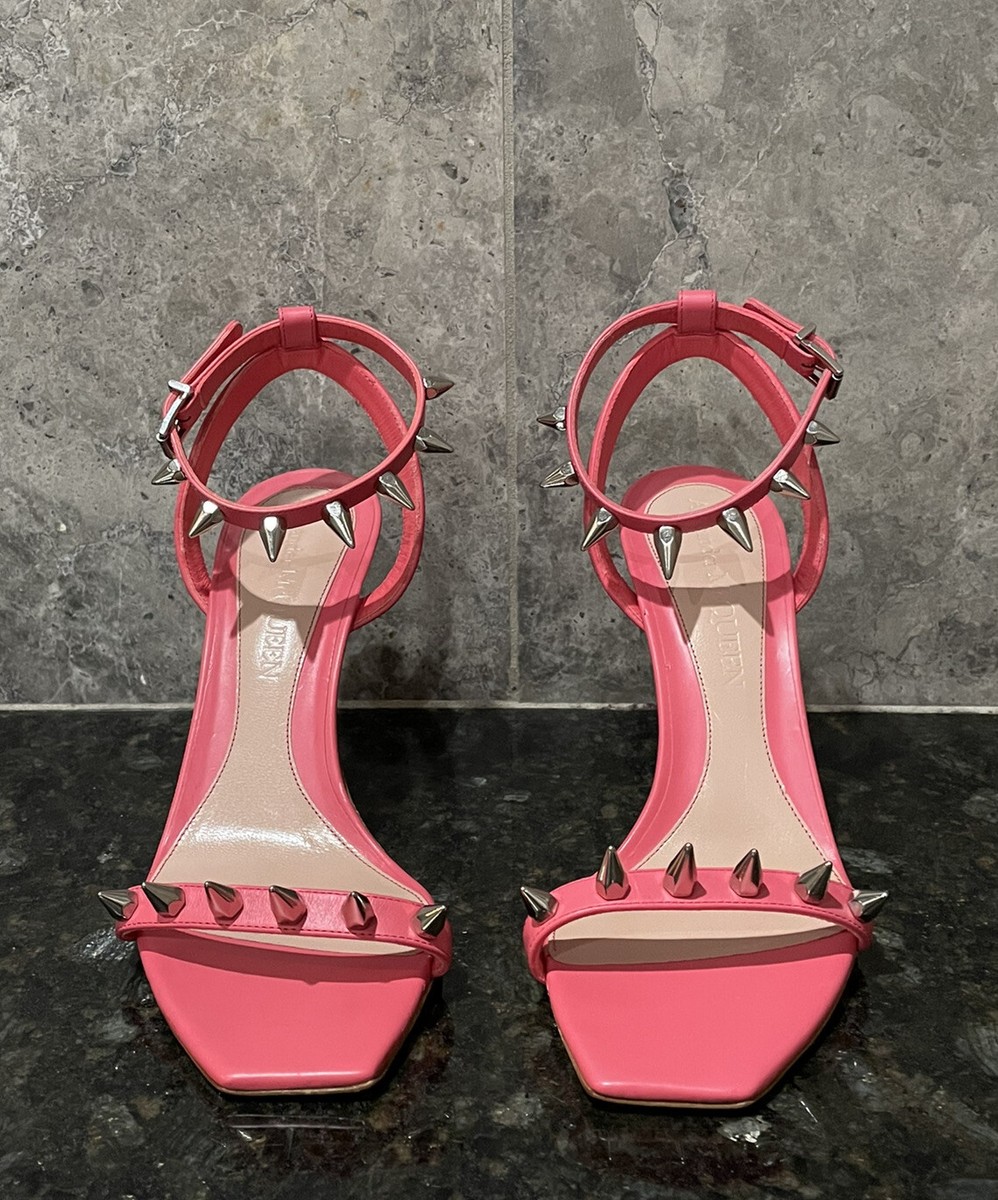 サンダル・ミュール Alexander Mcqueen Punk Sandal. ALEXANDER MCQUEEN Punk Stud Spike Heeled Sandals Coral Pink