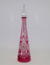 Val. St. Lambert,Krisrall Karaffe, rot &uuml;berfangen, signiert, geschliffen,33,0 cm