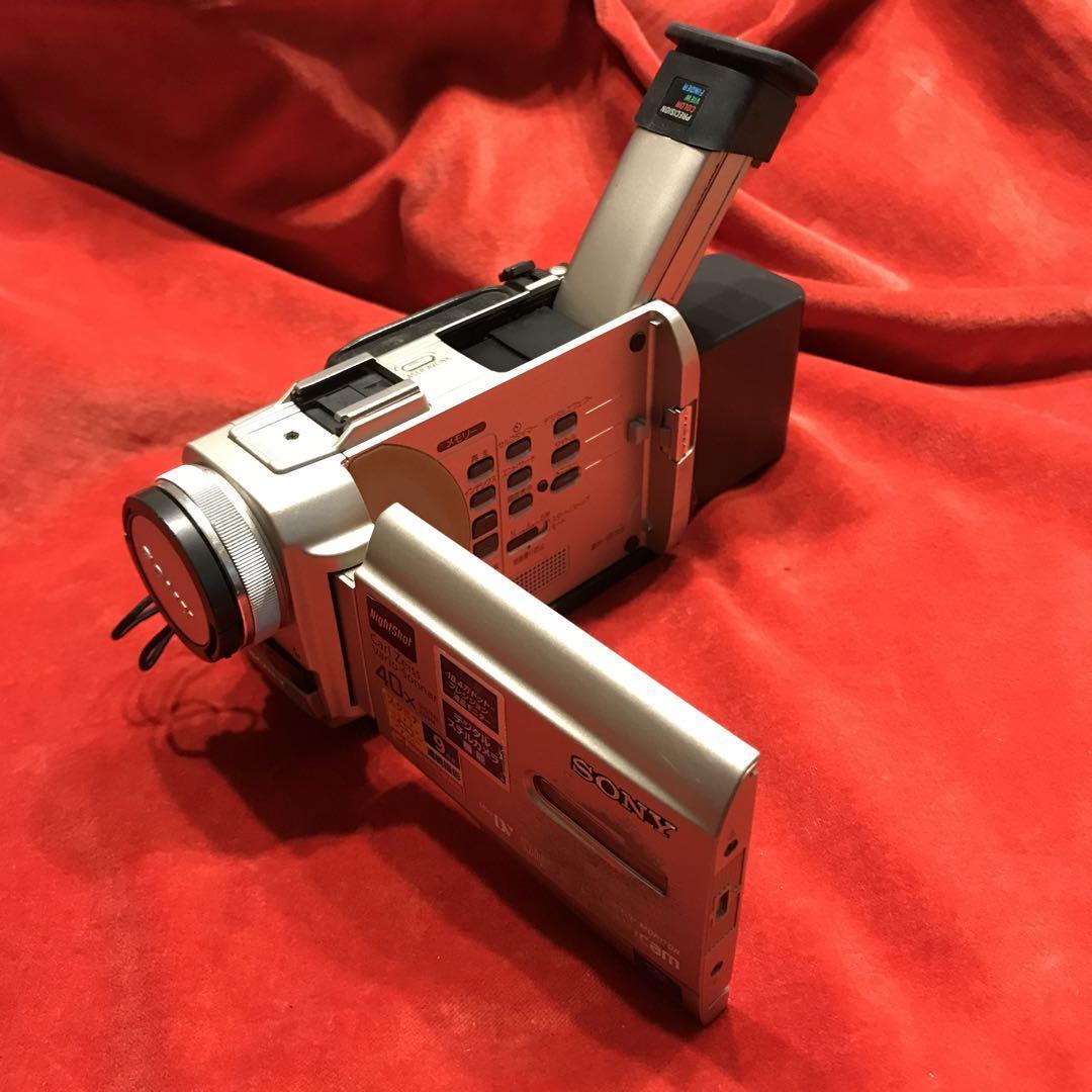 Sony DCR-TRV10 Digital Handycam Mini DV Camcorder Video