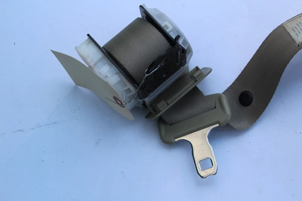 Infiniti G35 2003-2004 sedán LH cinturón de seguridad trasero conductor arnés retractor K2868 Foto 2 de 4