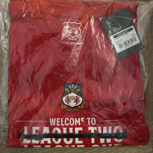 Wrexham AFC Welcome to the Championship Shirt NEU SEALED M HERREN - Bild 7 von 7