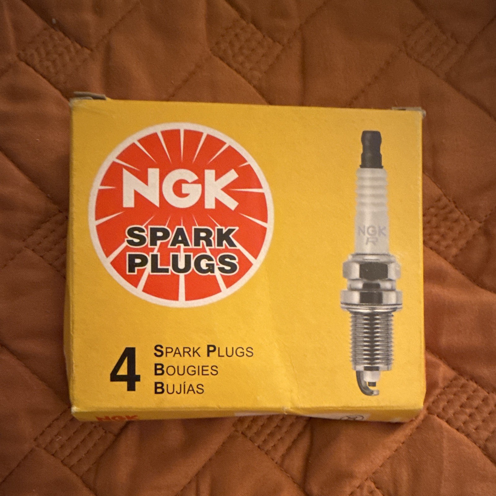 NGK BR9ES 5722 Spark Plugs 4PK